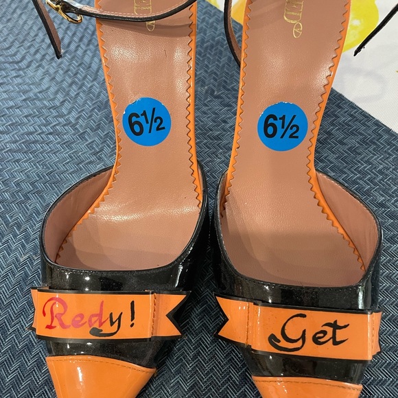 Sandals - Picture 4 of 5